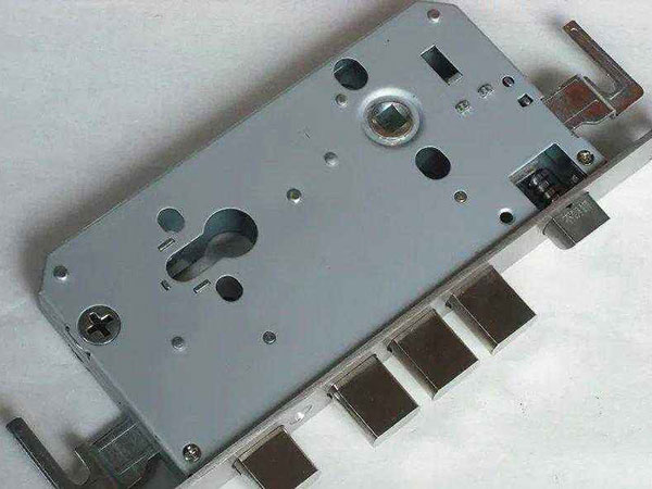 遵化24小时上门开锁公司